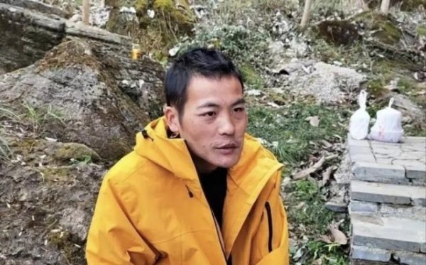 直播2小时净赚84万！刀疤哥拿出20万盖三层别墅，承认：不劳而获