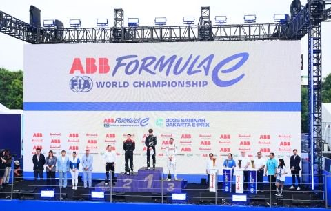 从FE夺冠到纽北登台 许家泰的极致竞速玄学