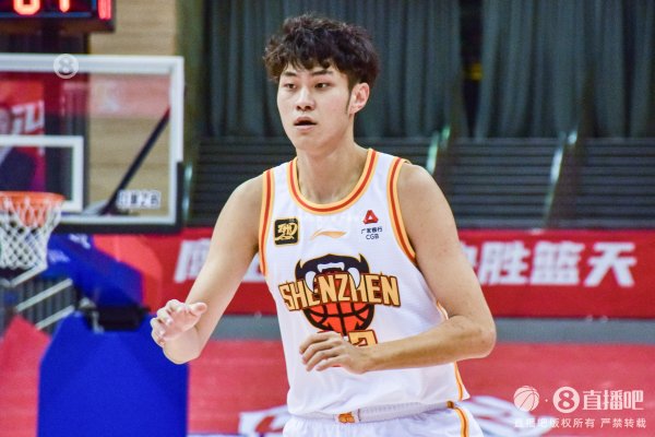 20中7! 媒体东说念主: 冷水来得很实时 但愿能让王浩然学到一些东西