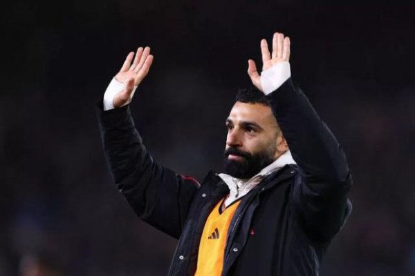 闲坐90分钟 33岁萨拉赫默示离队 炮轰斯洛特：以直牢骚一脚踹开我