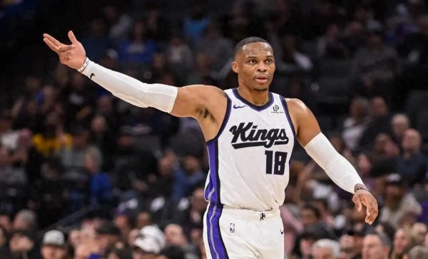 国王10-116负步碾儿者，威少空砍第207次三双，谁该为失利老成？