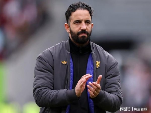 连结9次！曼联再遇苦主，2次主场0-3，阿莫林守秘责任相配好