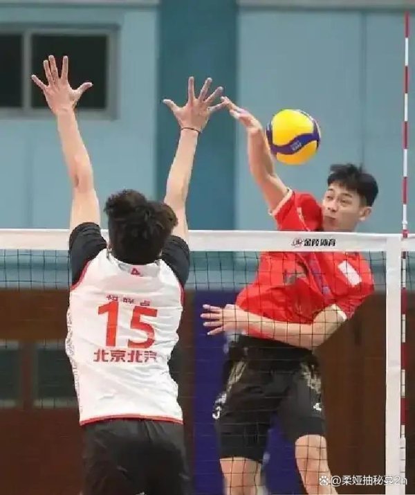 天津逆转北京三比二，外助撑方位年青东说念主急切不靠谱，联赛升温实力差距还在