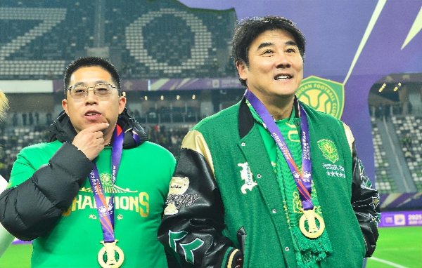 国安冬窗商酌：定李明替代者，送走后防定时炸弹，签亚泰边卫补强