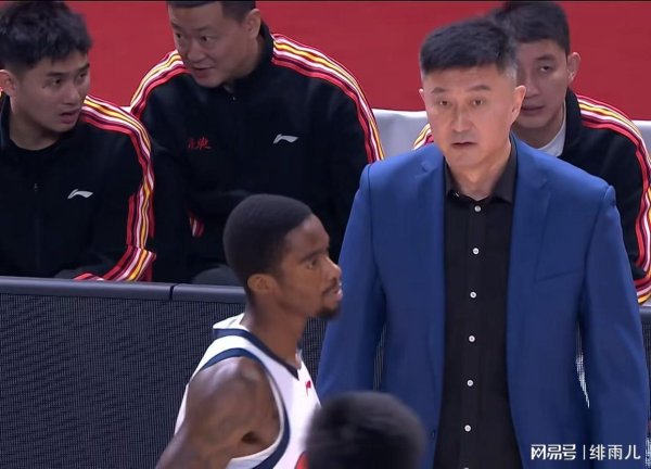 奎因不瞩目+萨姆纳不兼容！广东拒却押宝麦考尔，萨林杰打成大腿