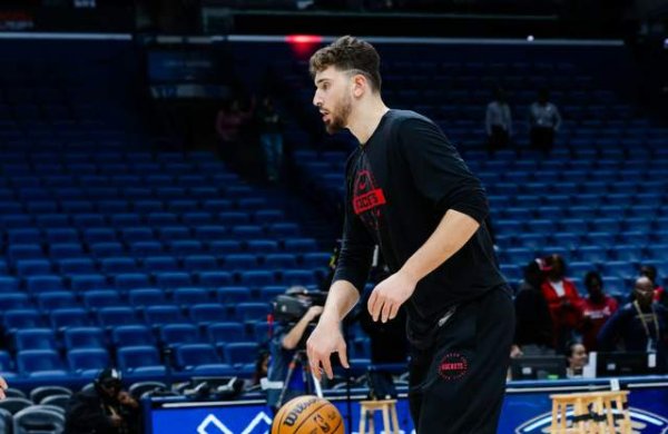 正负值+30，申京20+6+6，减少球权换叮咛，火箭队5锋线威望无短板