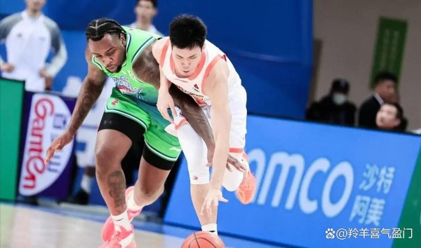 CBA新星后卫爆发！14投10中狂砍34+6