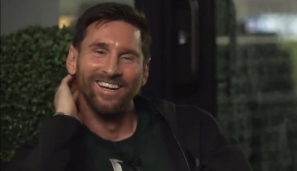 梅西谈不说英语：说英语总合计别扭，真要讲也能说且别东说念主也听得懂