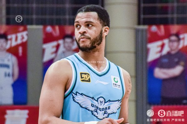 得分智商强！韦瑟斯庞半场13中6拿下16分1板2助4断