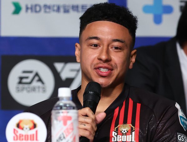 李承佑15.9亿韩元是K联赛收入最高的韩国球员，林加德19.5亿韩元