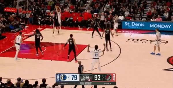 这找谁说理去？斯普利特素养杨瀚森补防 克莱也曾进&本场三分5中1