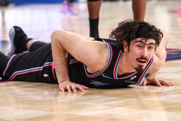 阿德巴约：哈克斯有实力拿下最好第六东谈主 从不盲目蛮干咱们信任他